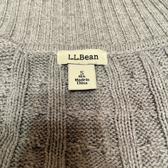 L.L. Bean Gray Chunky Cable Knit Button Up Cardigan Sweater Size S - Picture 11 of 13